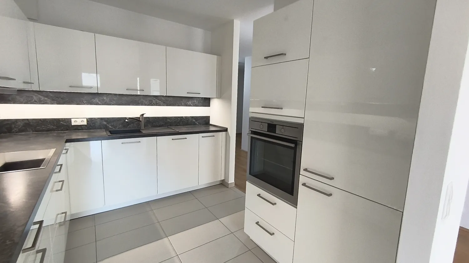 3 Zimmer Wohnung mit 110 m² in München – Bild 11