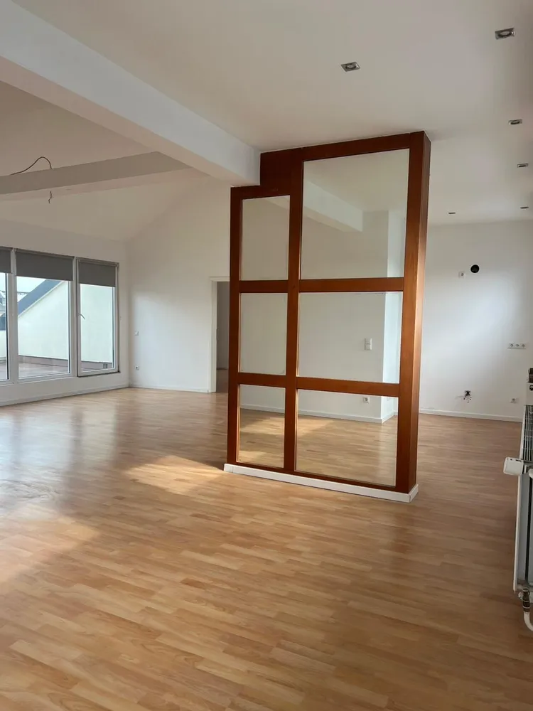 2 Zimmer Wohnung mit 85 m² in Mönchengladbach – Bild 5