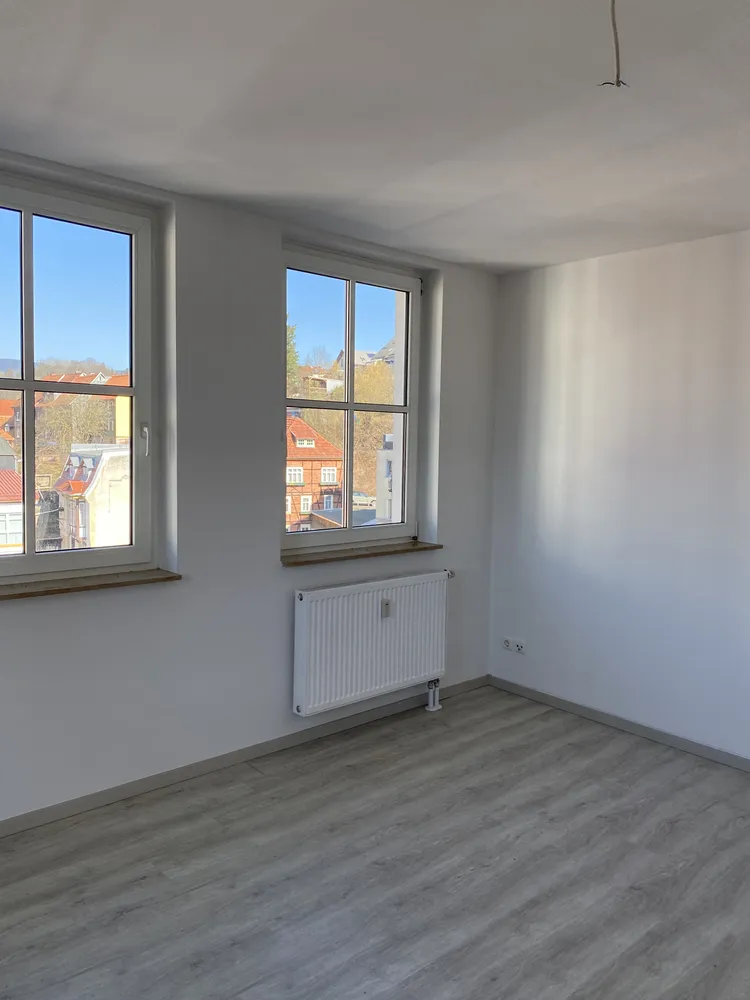 3 Zimmer Wohnung mit 107 m² in Suhl – Bild 4