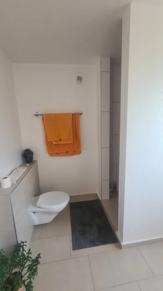 2 Zimmer Wohnung mit 80 m² in Wiesbaden – Bild 6