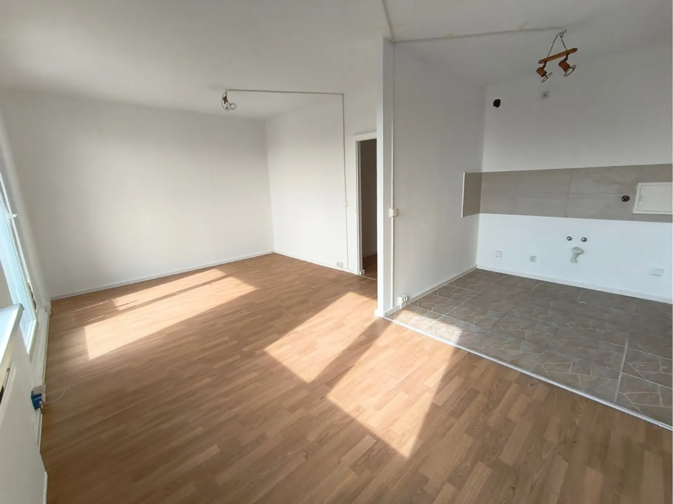 3 Zimmer Wohnung mit 56 m² in Halle (Saale) – Bild 1