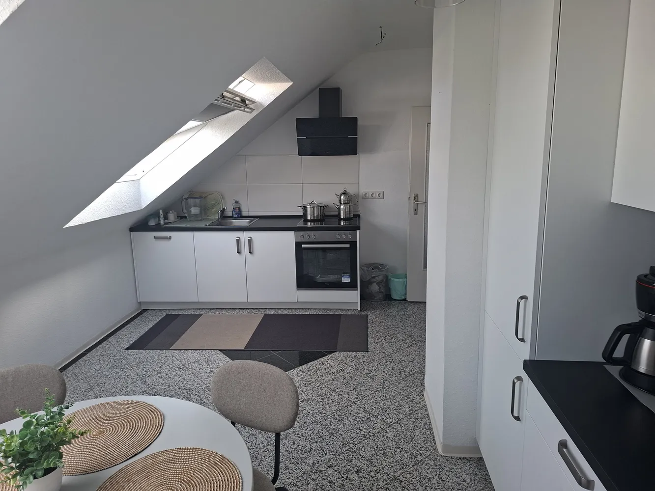 3 room apartment with 95 m² in Dietzenbach – Photo 2