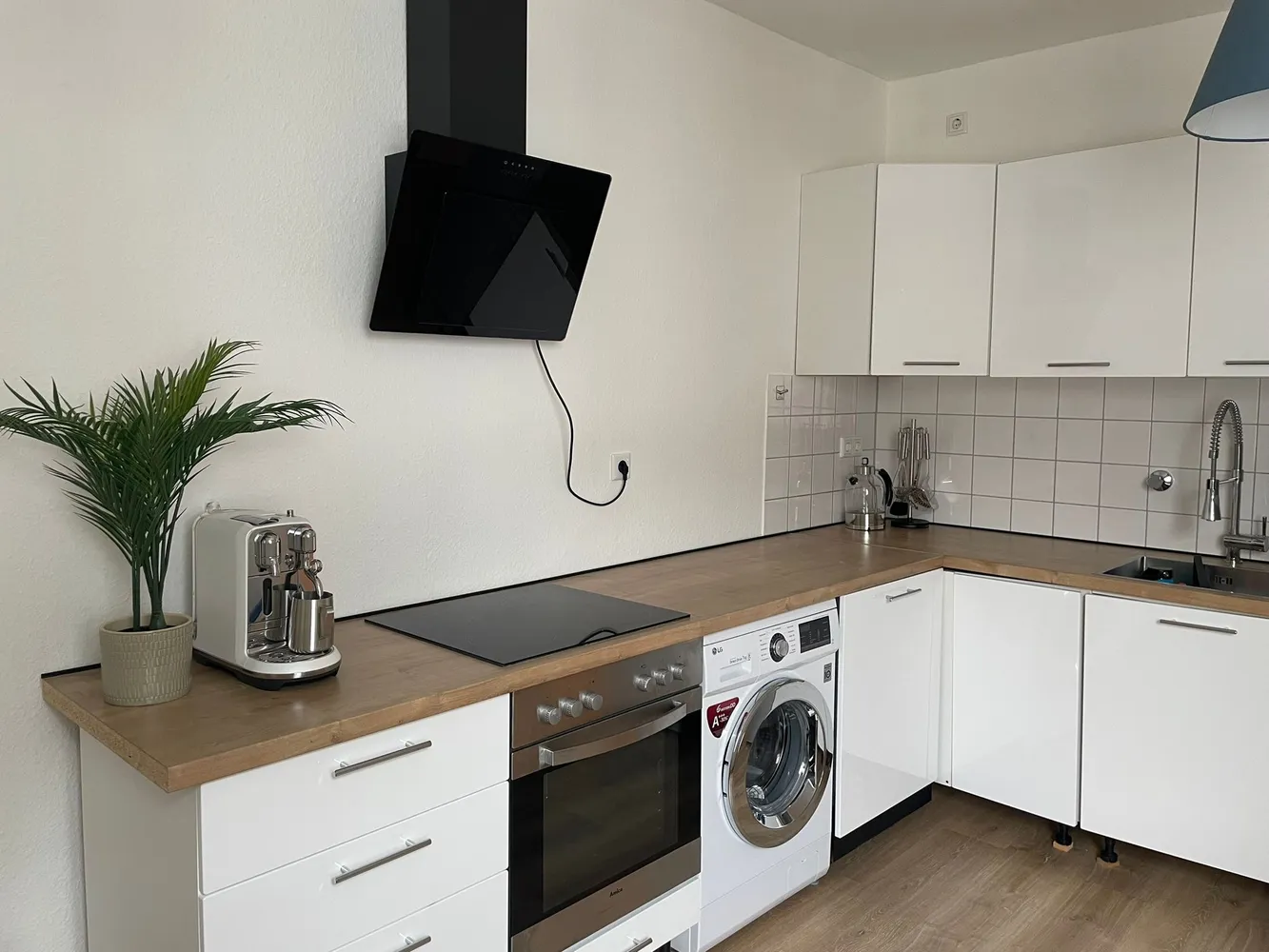 2 Zimmer Wohnung mit 60 m² in Düsseldorf – Bild 2