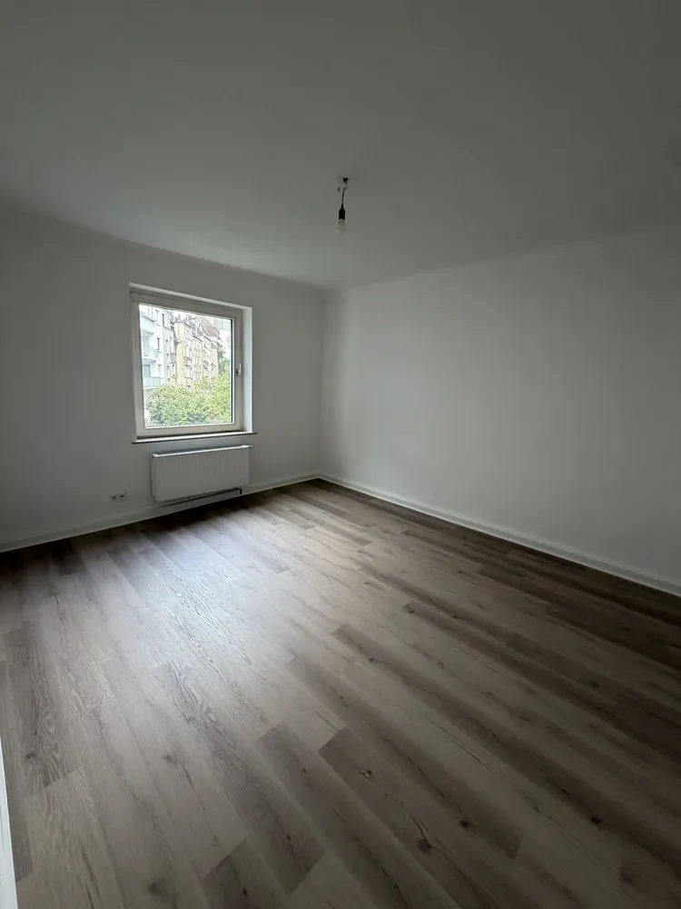 2 Zimmer Wohnung mit 78 m² in Duisburg – Bild 4