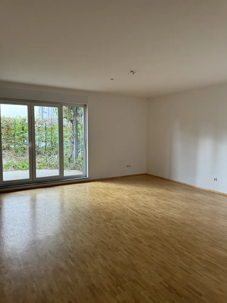 2 Zimmer Wohnung mit 81 m² in Wiesbaden – Bild 1