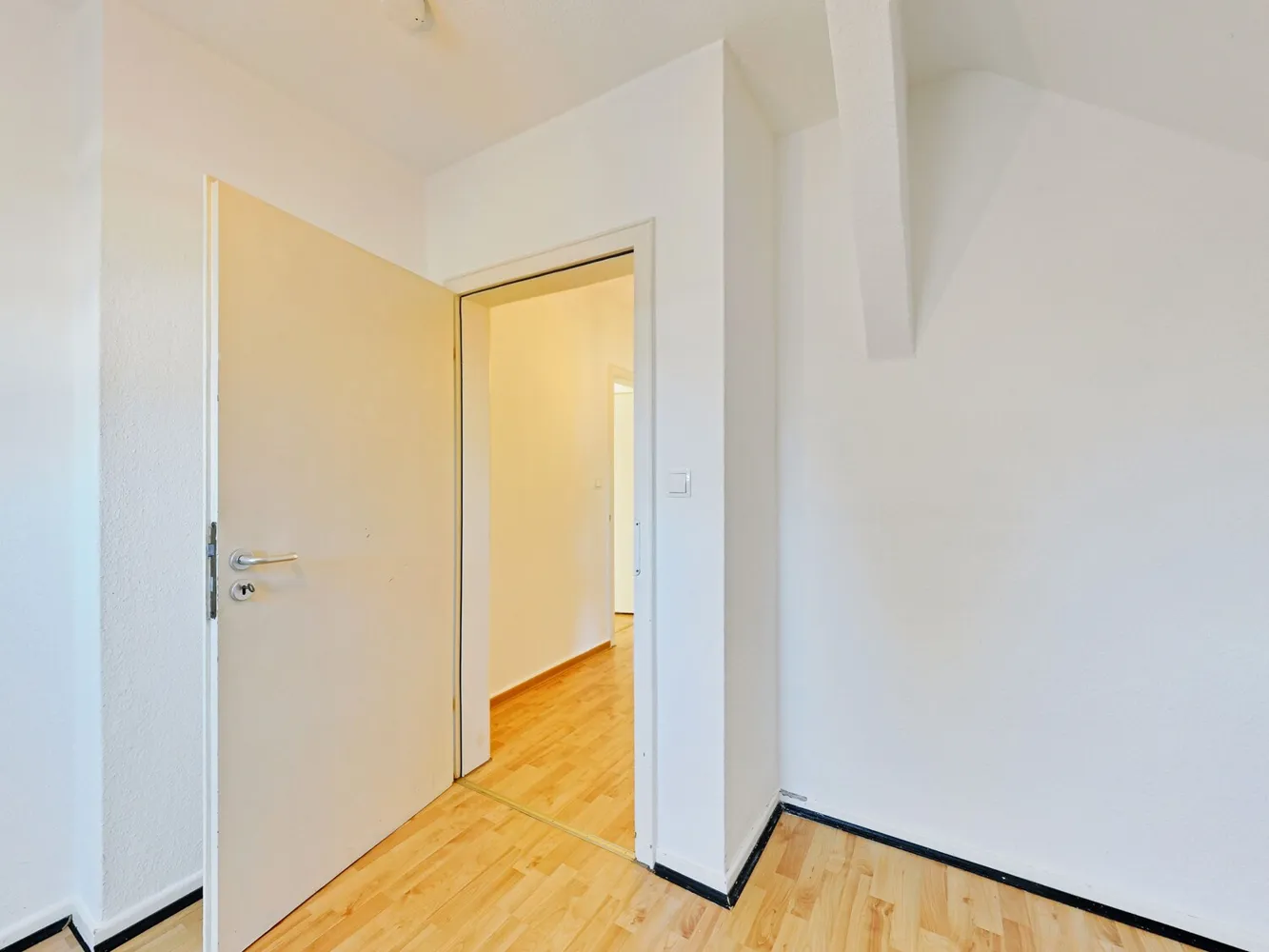 4 Zimmer Wohnung mit 85 m² in Marburg – Bild 1