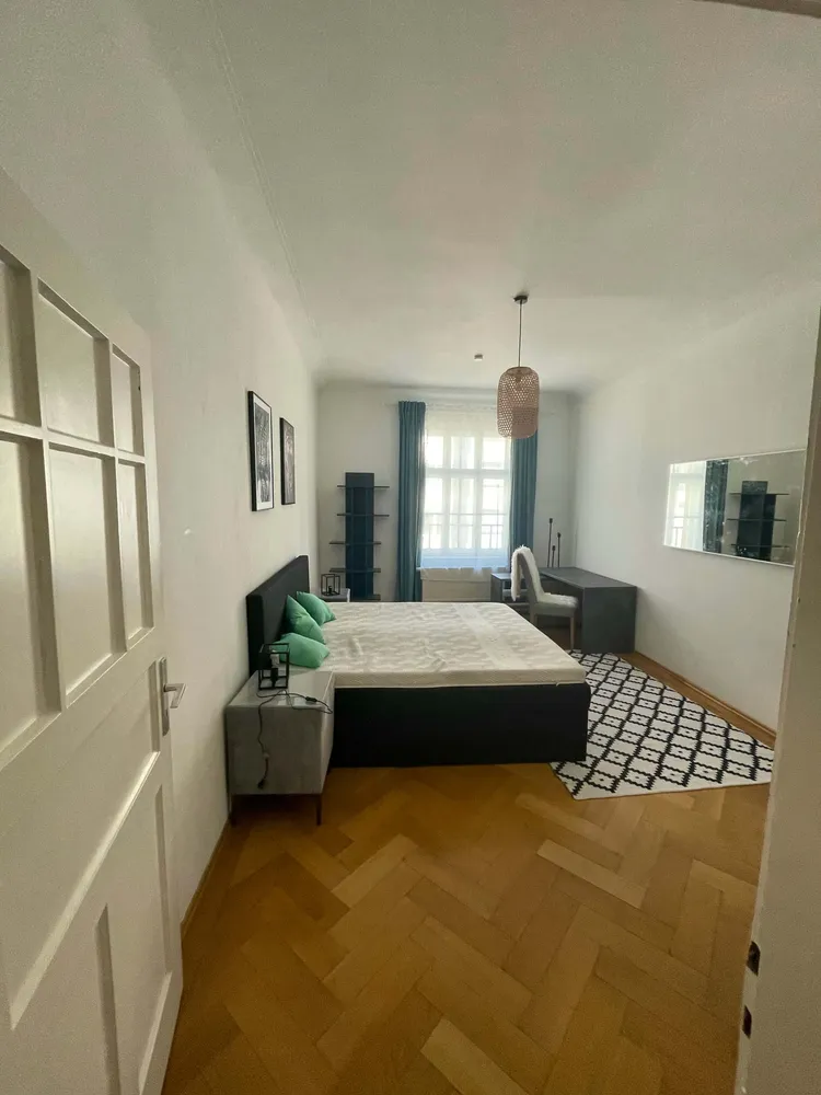 Shared room with 17 m² in Munich – Photo 1