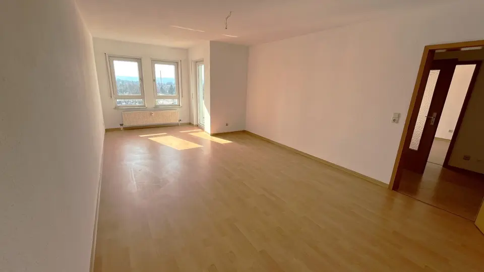 2 Zimmer Wohnung mit 66 m² in Zwickau – Bild 2