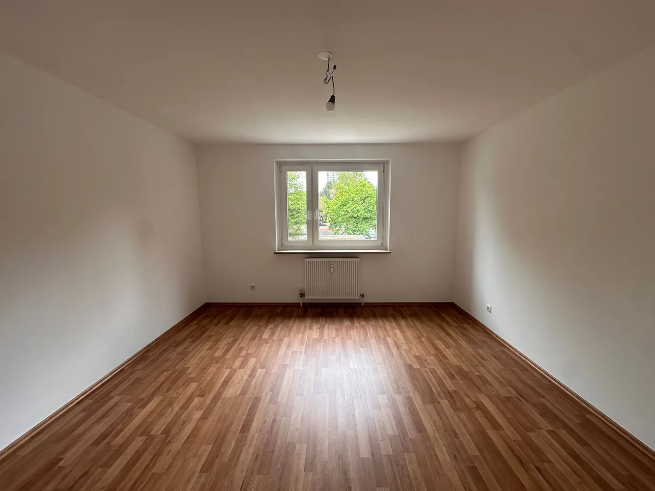3 Zimmer Wohnung mit 75 m² in Nürnberg – Bild 2