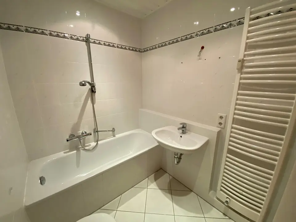 2 Zimmer Wohnung mit 54 m² in Suhl – Bild 4