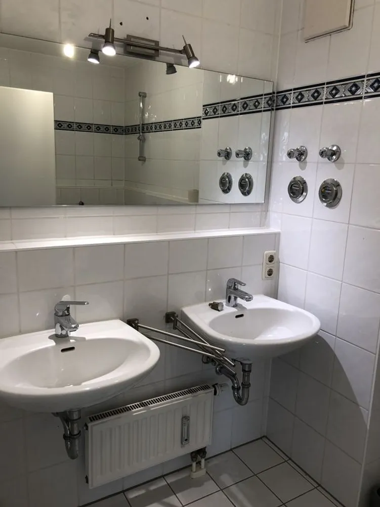 4 Zimmer Haus mit 124 m² in München – Bild 1