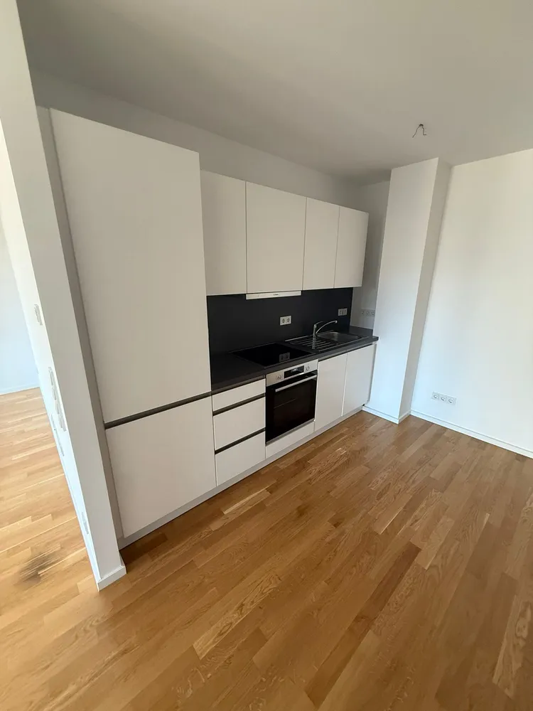 2 Zimmer Wohnung mit 67 m² in Frankfurt am Main – Bild 2