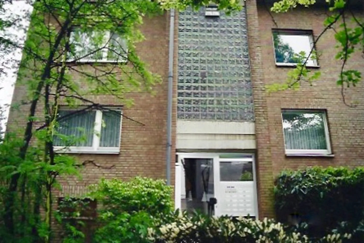 2 Zimmer Wohnung mit 64 m² in Krefeld – Bild 1