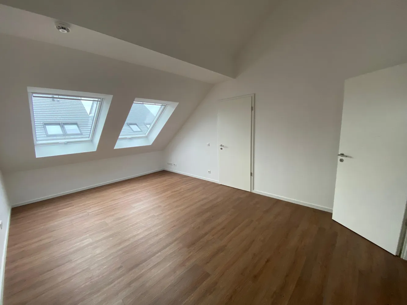 4 room apartment with 112 m² in Bonn – Photo 1