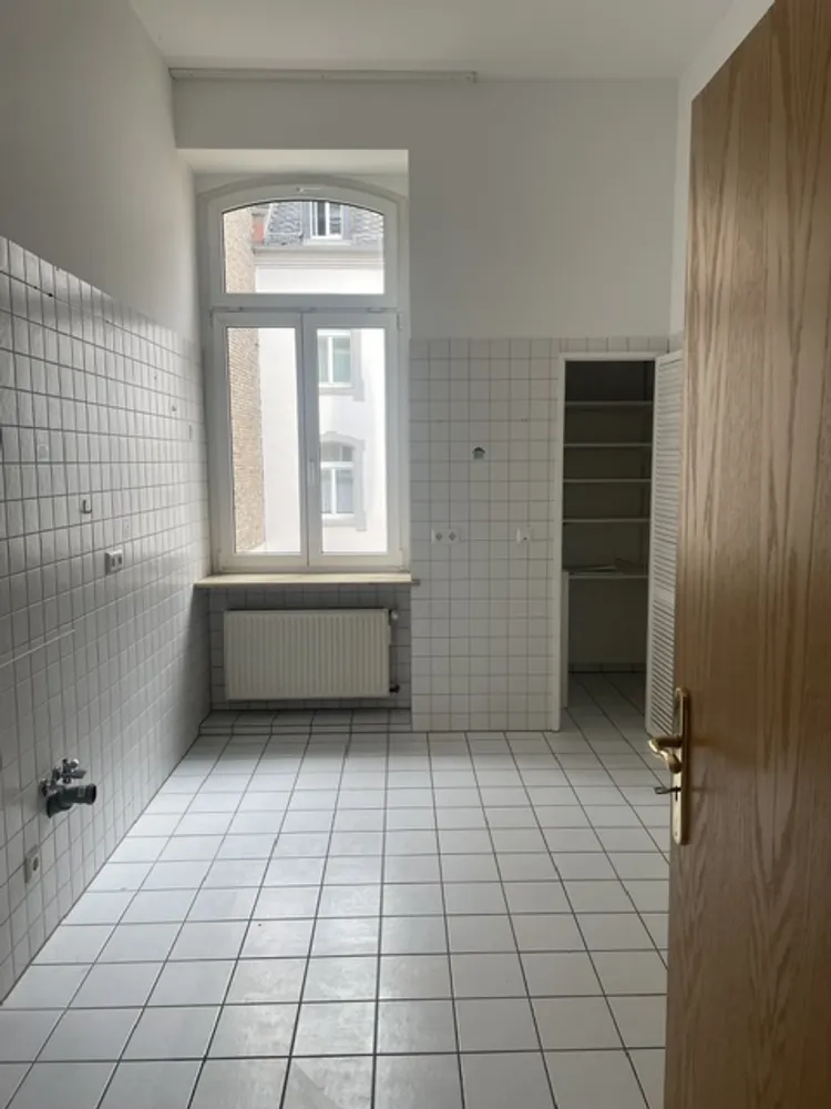 4 Zimmer Wohnung mit 94 m² in Wiesbaden – Bild 7