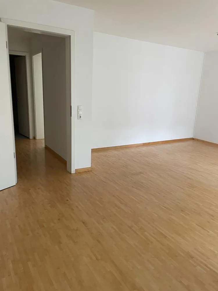 2 Zimmer Wohnung mit 76 m² in München – Bild 11