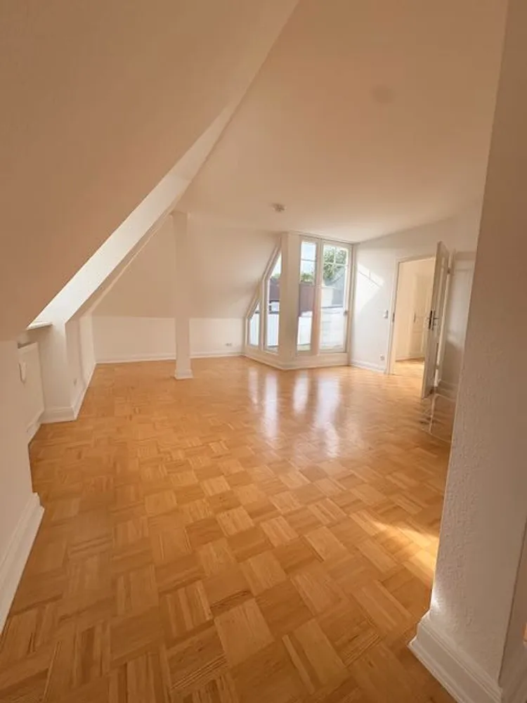 2 Zimmer Wohnung mit 64 m² in Hamburg – Bild 1
