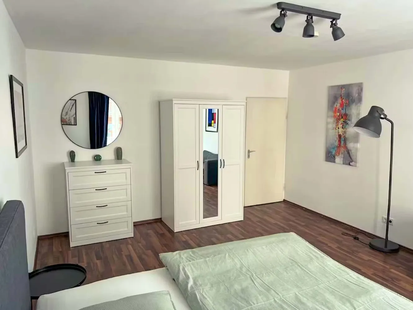 WG-Zimmer mit 30 m² in Frankfurt am Main – Bild 4