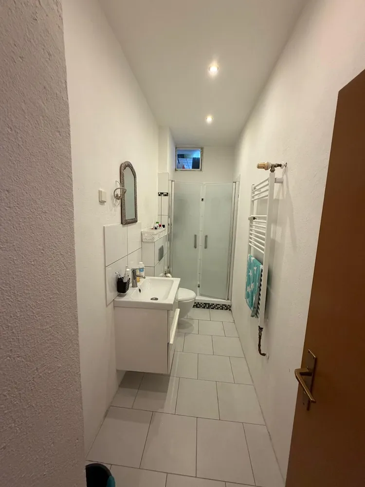 5 Zimmer Wohnung mit 82 m² in Duisburg – Bild 2