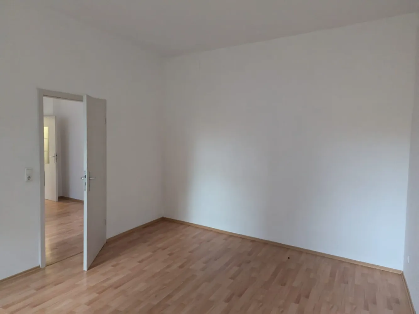 2 room apartment with 65 m² in Magdeburg – Photo 4