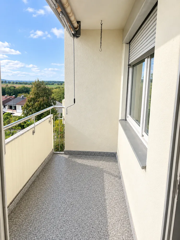 3 Zimmer Wohnung mit 72 m² in Metzingen – Bild 4
