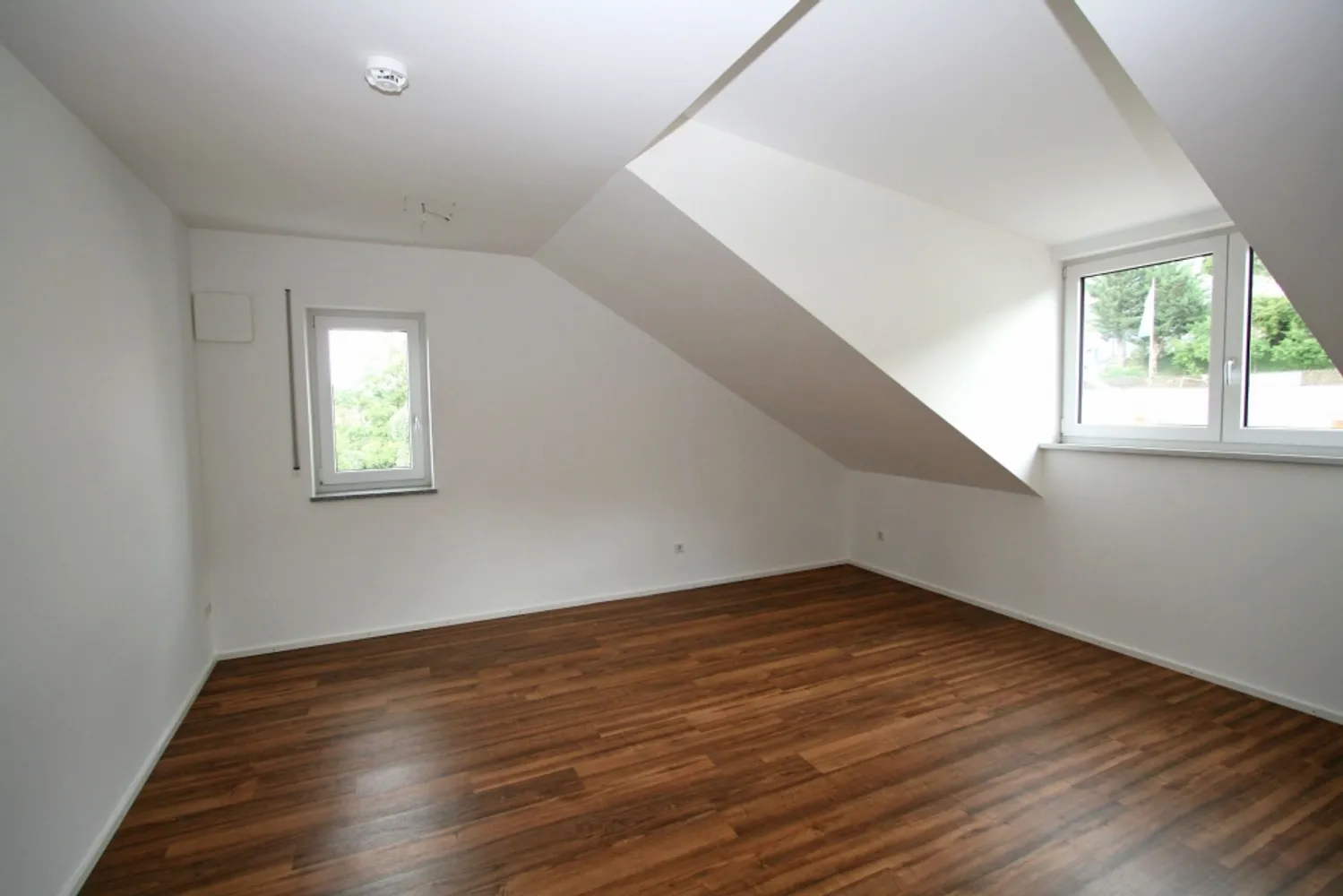 4 Zimmer Wohnung mit 95 m² in Regensburg – Bild 9