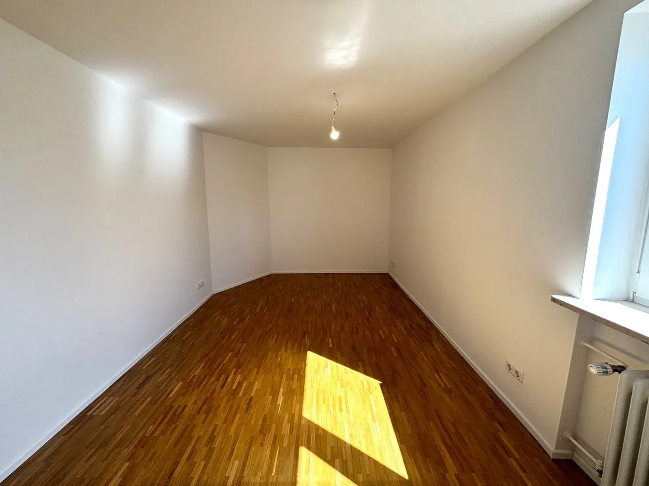 2 Zimmer Wohnung mit 54 m² in München – Bild 3