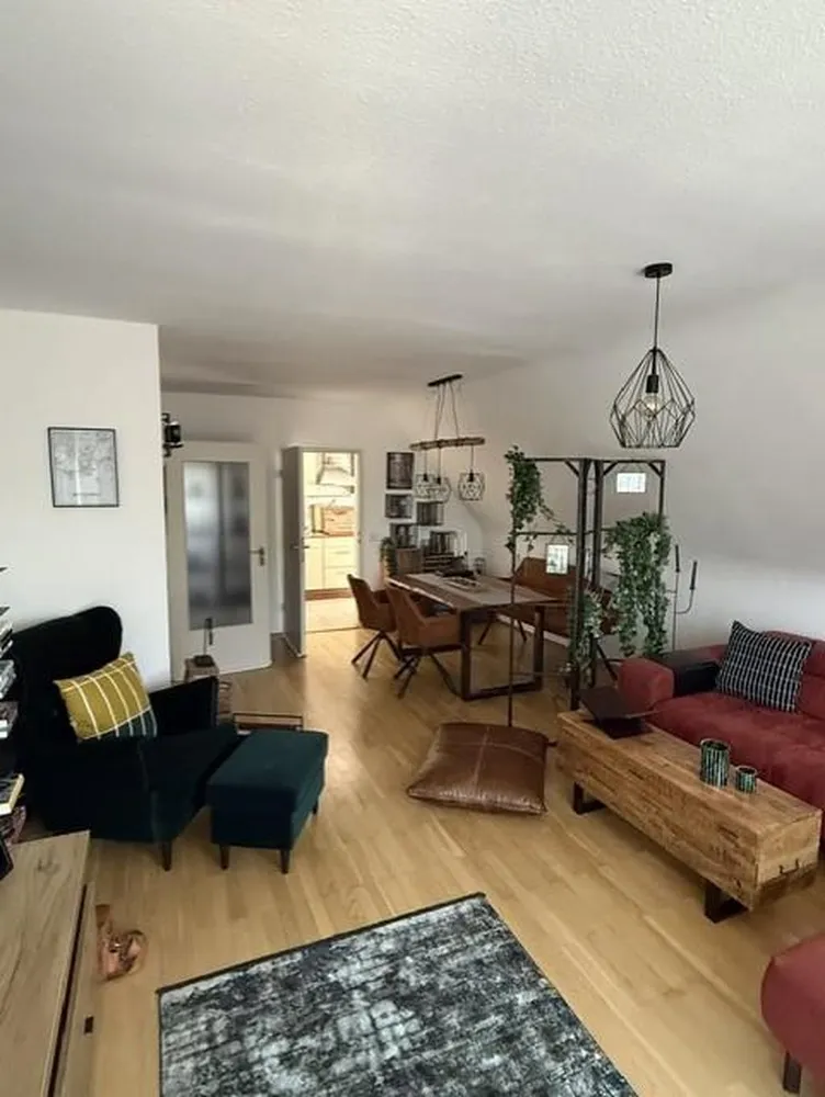 3 Zimmer Wohnung mit 95 m² in Aachen – Bild 1