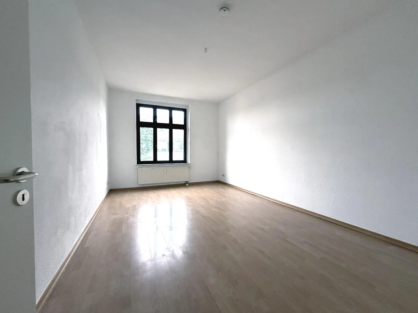 4 Zimmer Wohnung mit 103 m² in Magdeburg – Bild 3