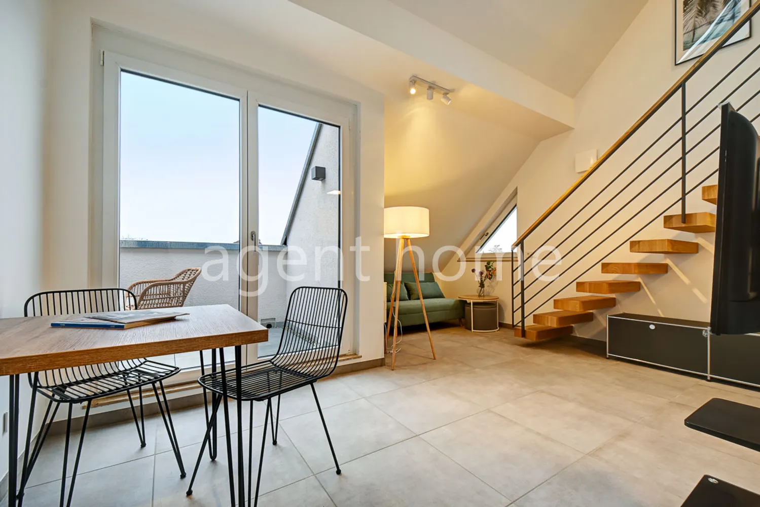 2 Zimmer Wohnung mit 42 m² in Stuttgart – Bild 1