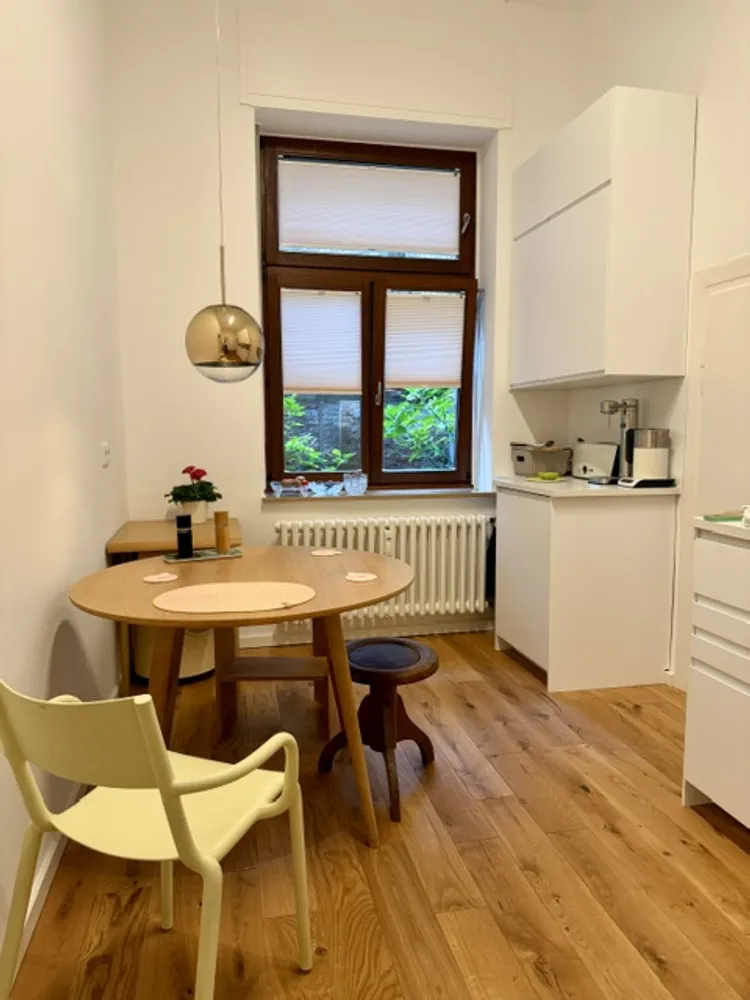 1 Zimmer Wohnung mit 42 m² in Köln – Bild 4
