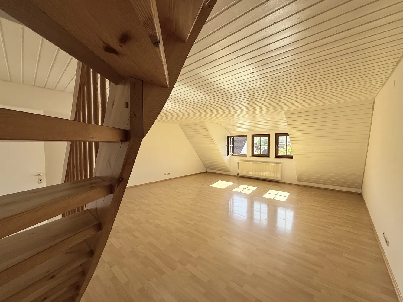 4 Zimmer Wohnung mit 132 m² in Rottenburg am Neckar – Bild 1