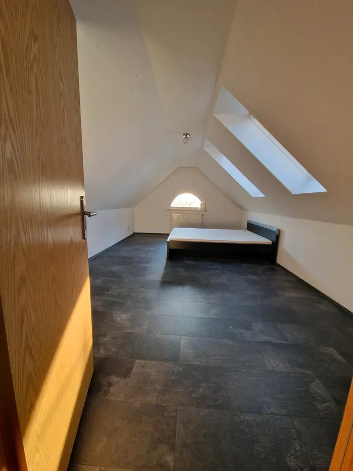 4 Zimmer Wohnung mit 91 m² in Borna – Bild 1