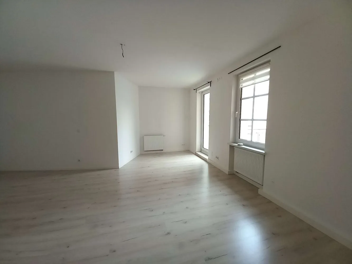 3 Zimmer Wohnung mit 120 m² in Hof – Bild 2
