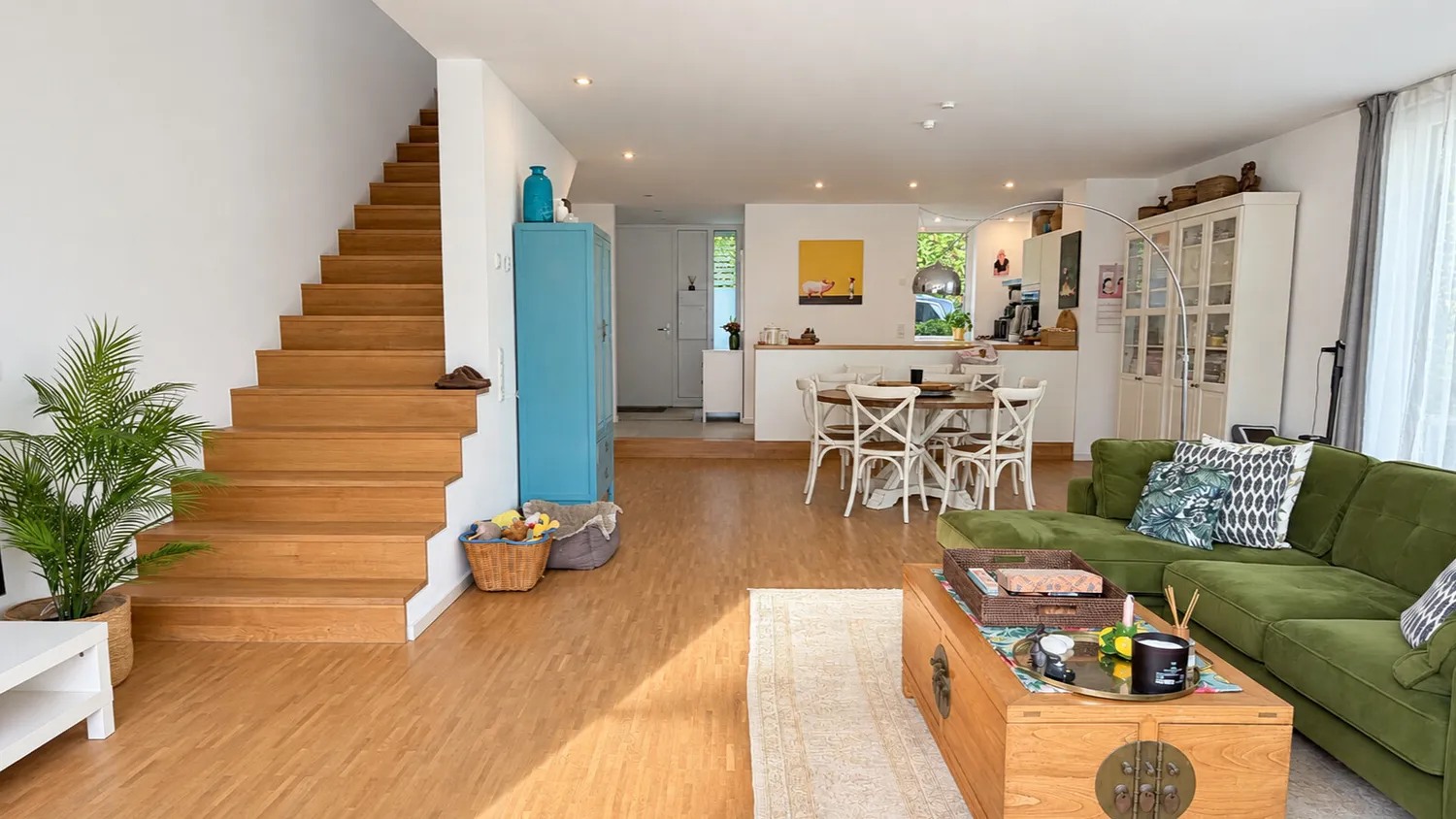6 Zimmer Haus mit 224 m² in Düsseldorf – Bild 2