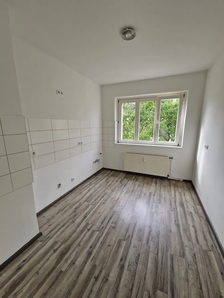 3 Zimmer Wohnung mit 71 m² in Magdeburg – Bild 2
