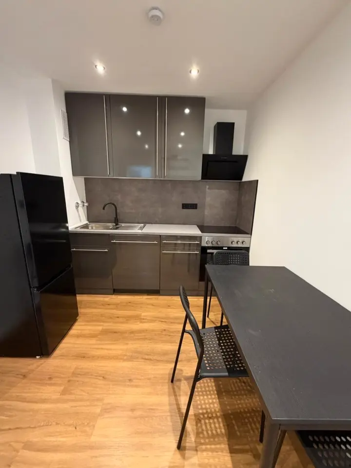 4 Zimmer Wohnung mit 13 m² in München – Bild 6