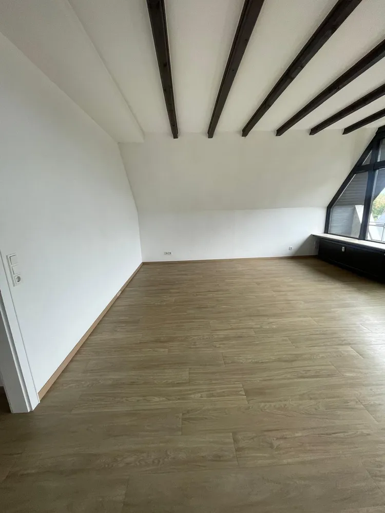 2 Zimmer Wohnung mit 91 m² in Köln – Bild 7