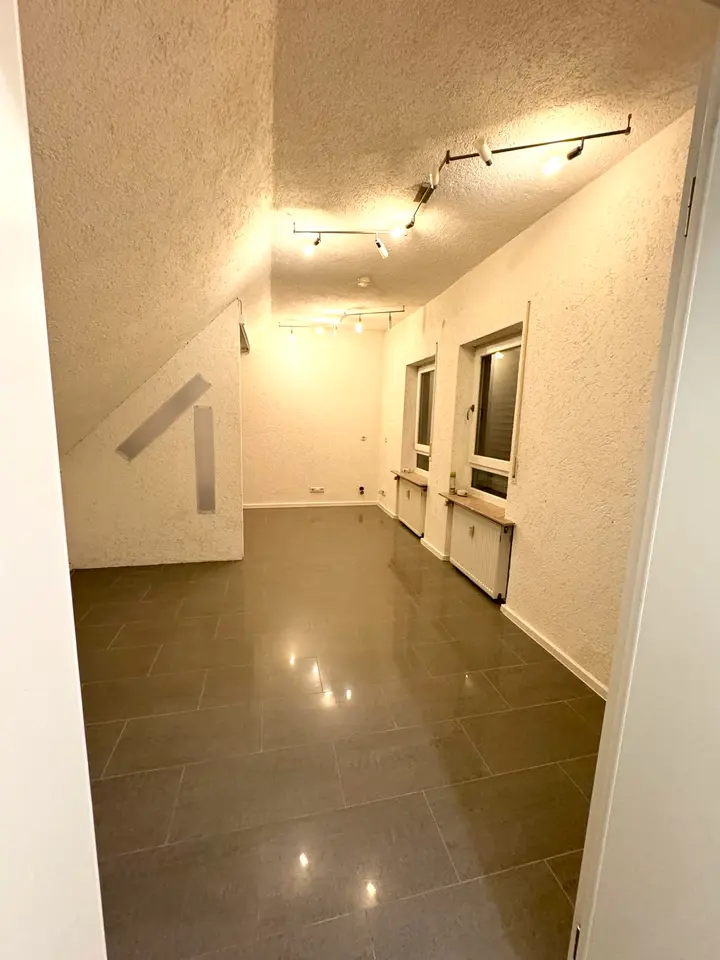 5 Zimmer Wohnung mit 140 m² in Karlsruhe – Bild 2
