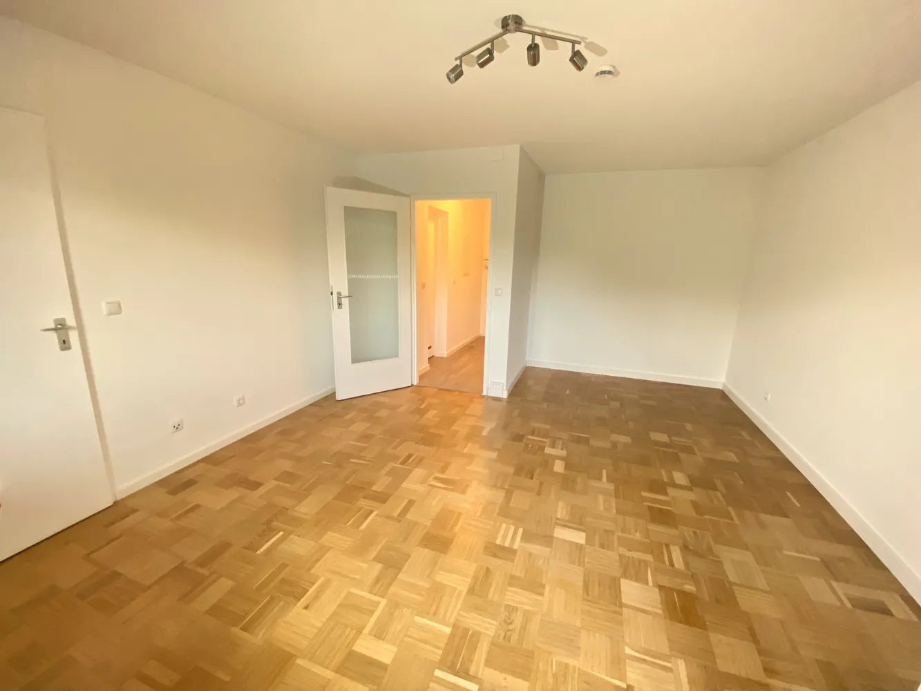 1 Zimmer Wohnung mit 33 m² in München – Bild 6