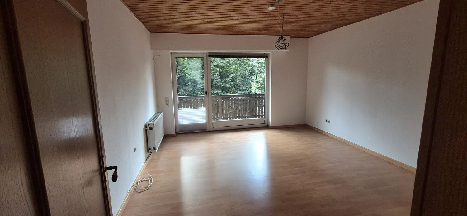 2 Zimmer Wohnung mit 80 m² in Detmold – Bild 4