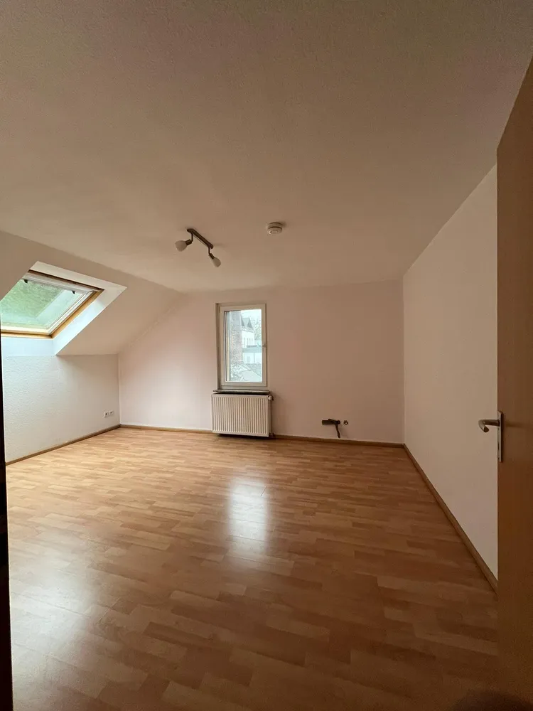 4 Zimmer Wohnung mit 80 m² in Wuppertal – Bild 2