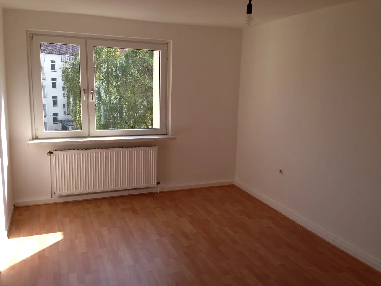 3 Zimmer Wohnung mit 85 m² in Hannover – Bild 2