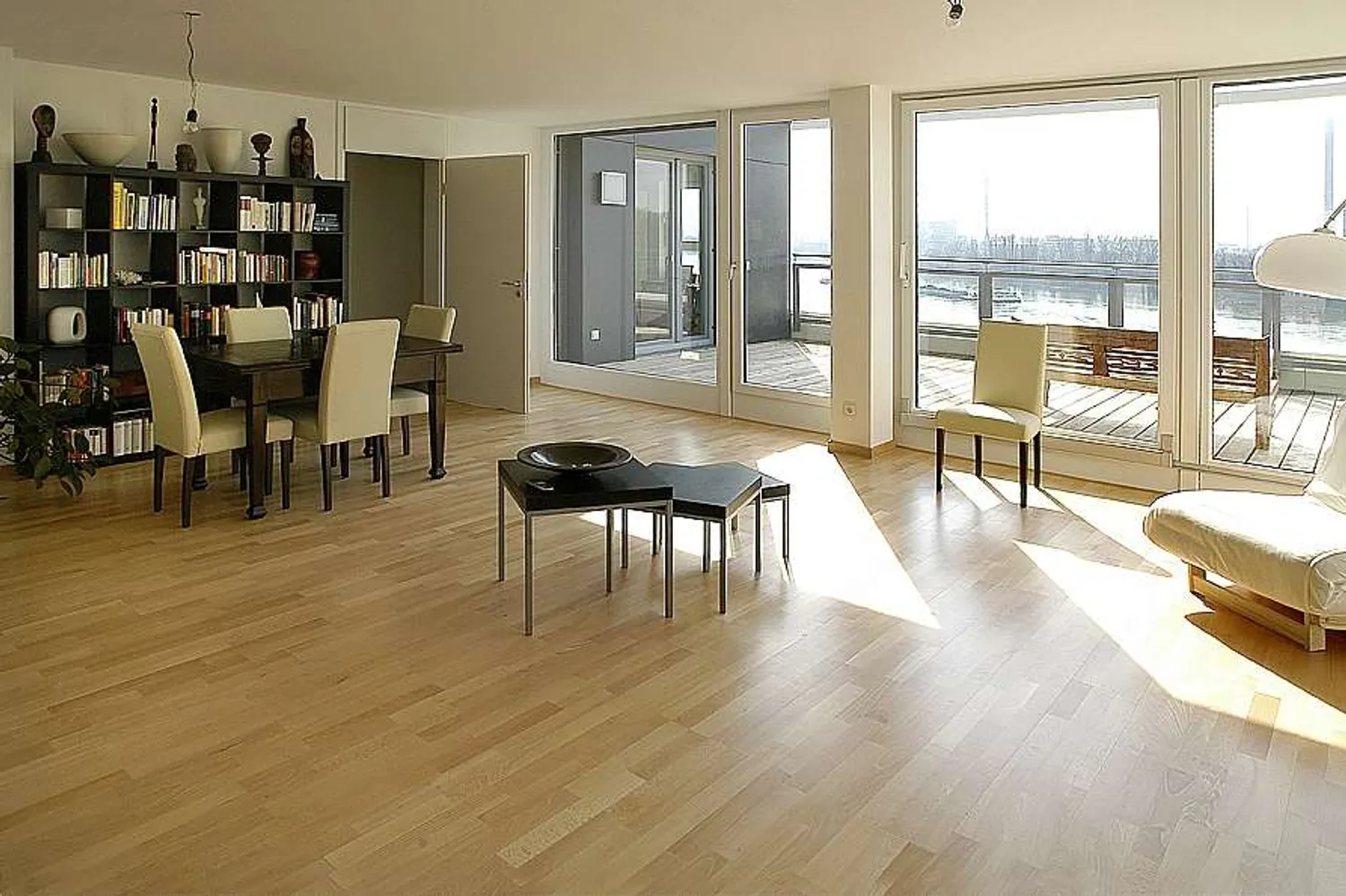 3 Zimmer Wohnung mit 116 m² in Wiesbaden – Bild 1