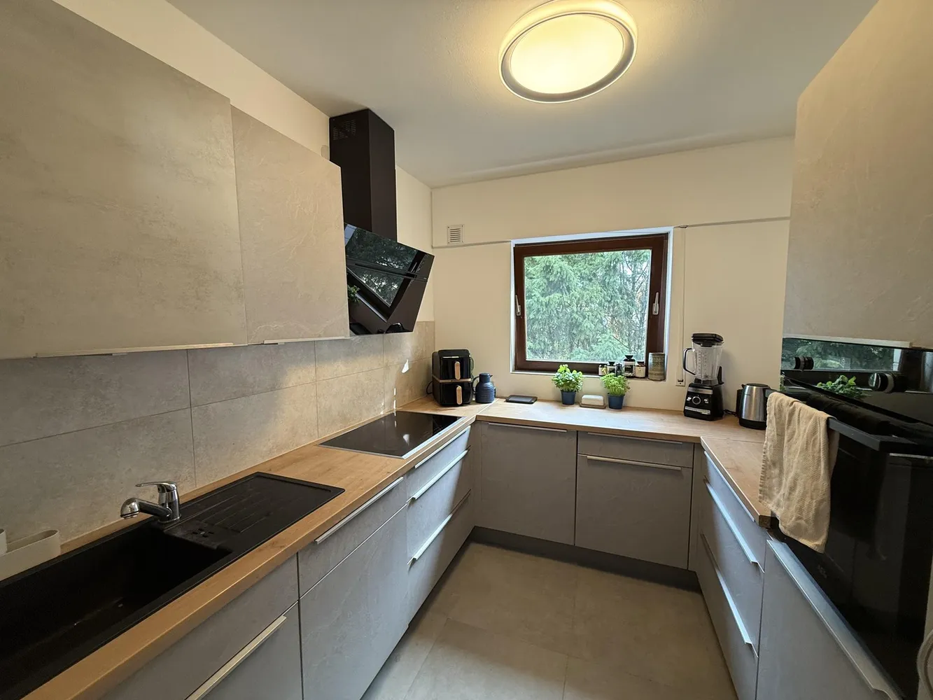4 Zimmer Wohnung mit 100 m² in Köln – Bild 12