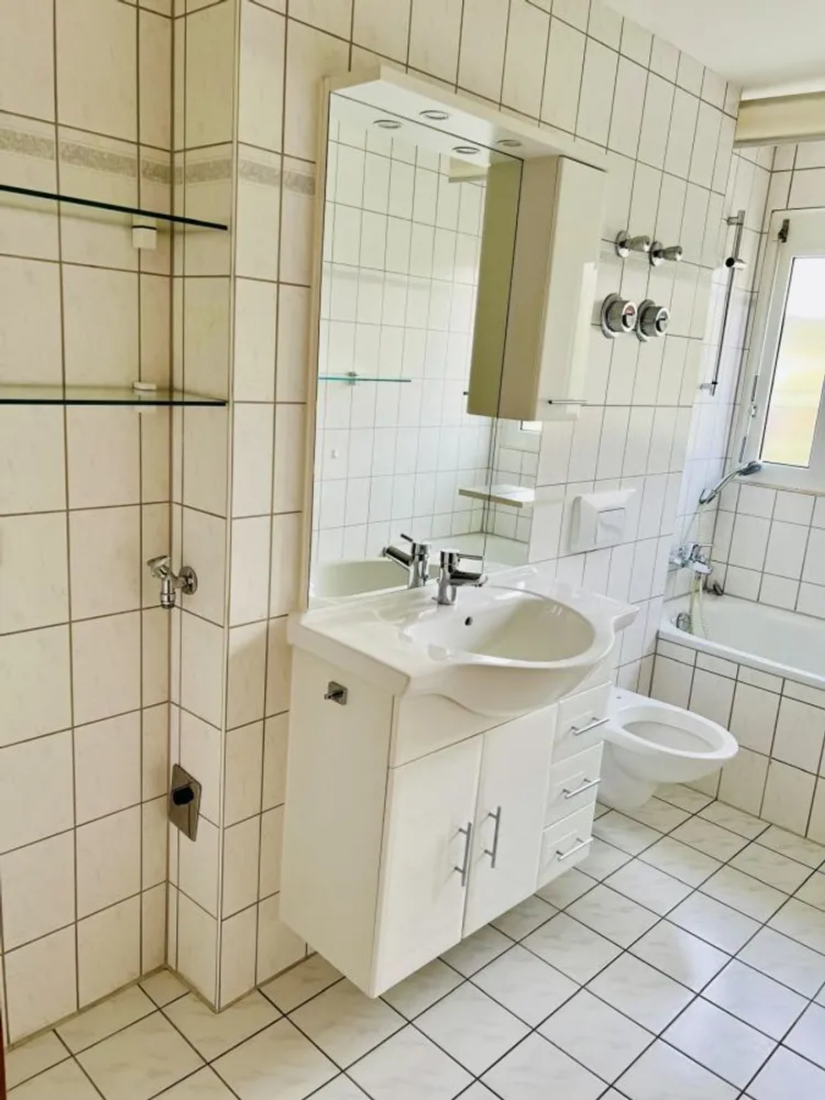 4 Zimmer Wohnung mit 74 m² in Stuttgart – Bild 5