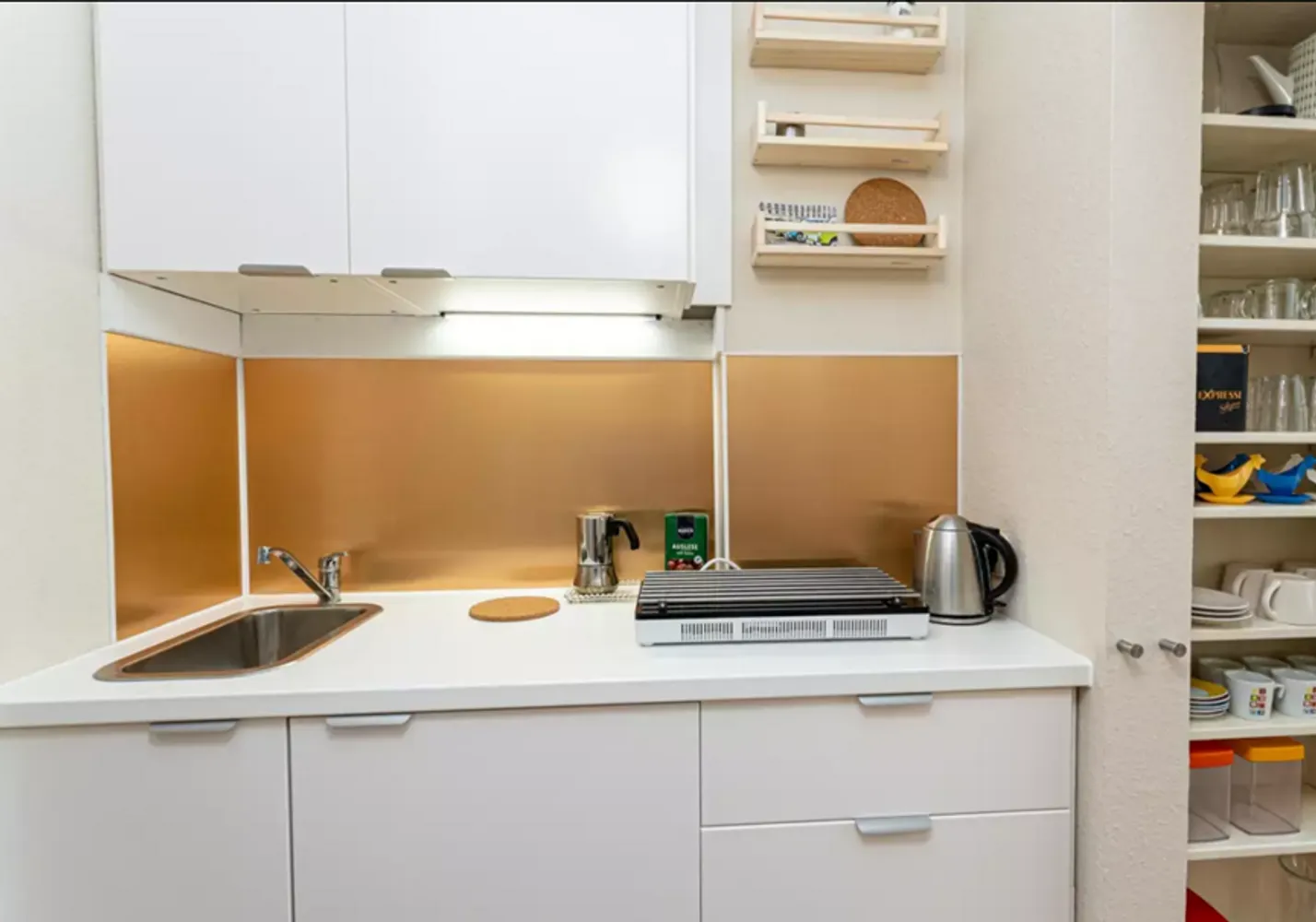 2 room apartment with 45 m² in Berlin – Photo 4