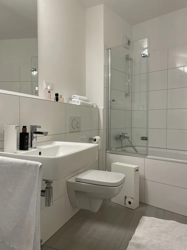 2 room apartment with 76 m² in Düsseldorf – Photo 2
