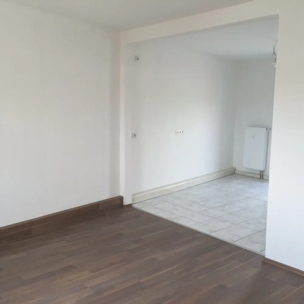 4 Zimmer Wohnung mit 111 m² in Nordhausen – Bild 4