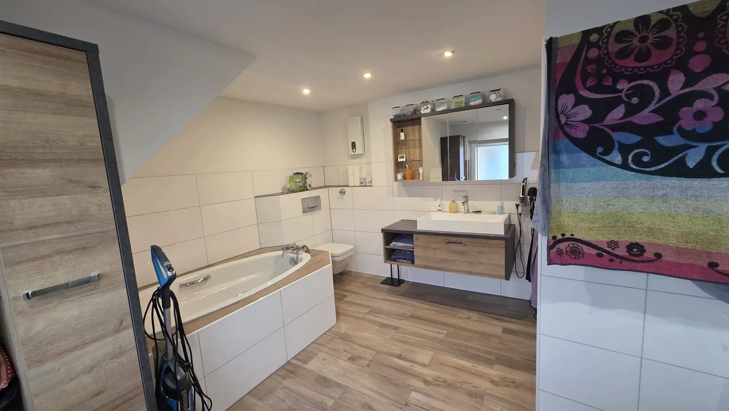 4 room apartment with 95 m² in Cologne – Photo 7